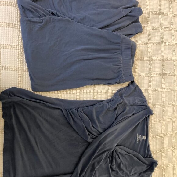 Kindred Bravely Davy Maternity Nursing Postpartum Pajamas (Slate Blue, Medium) - Picture 7 of 7